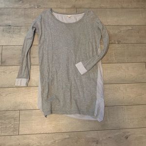 ***2 for $5*** GAP shirt